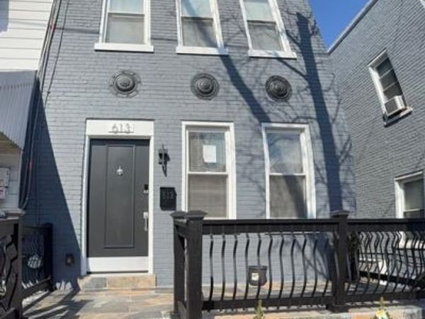 613 ROXBORO PLACE NW, WASHINGTON, DC 20011