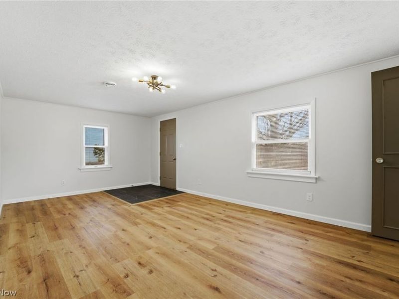 119 Pleasant Avenue, Geneva, OH 44041 Photo 3