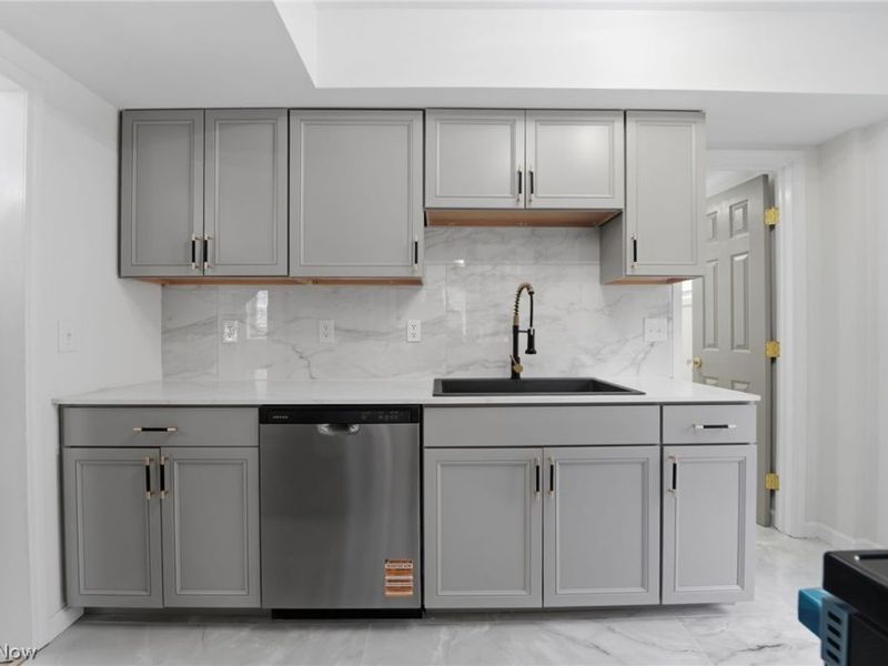 119 Pleasant Avenue, Geneva, OH 44041 Photo 7