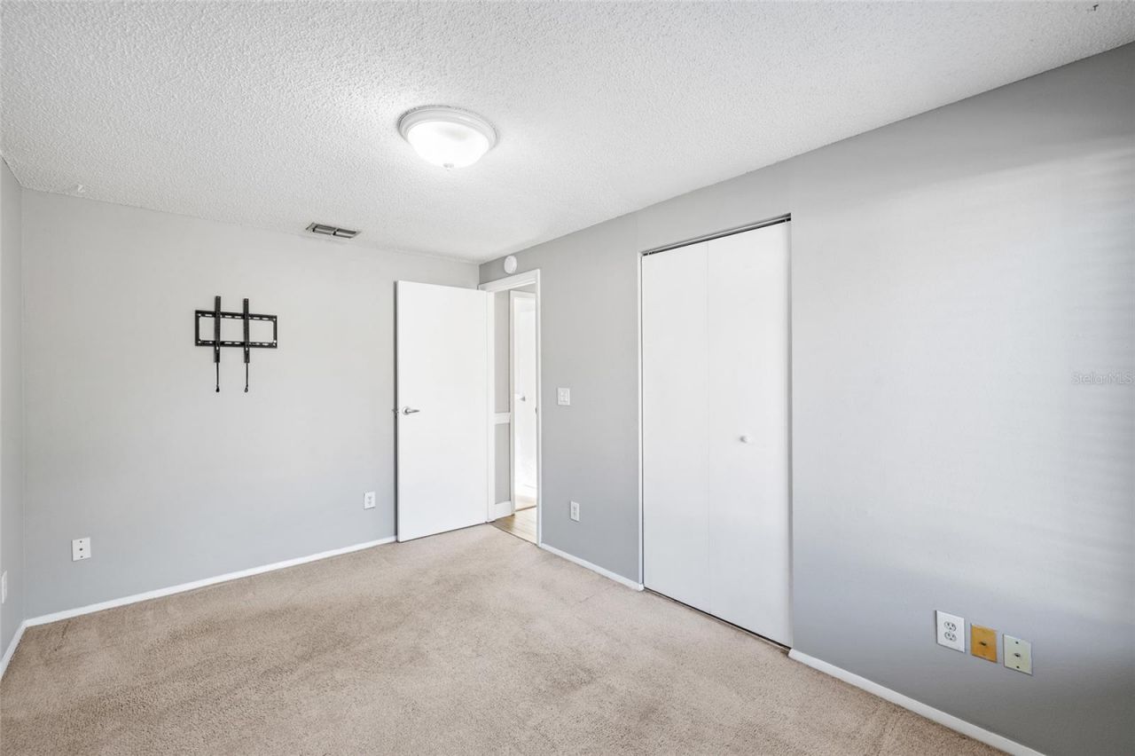 10220 Turkey Oak Drive, New Port Richey, FL 34654 Photo