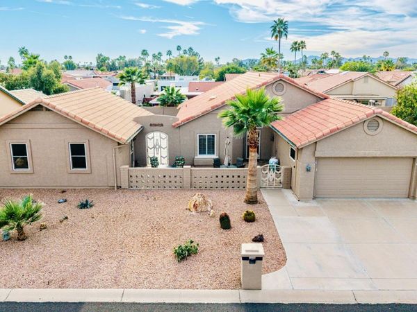 26002 S SADDLETREE Drive, Sun Lakes, AZ 85248