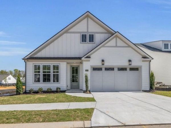 2552 Butlers Green Circle, Chattanooga, TN 37421