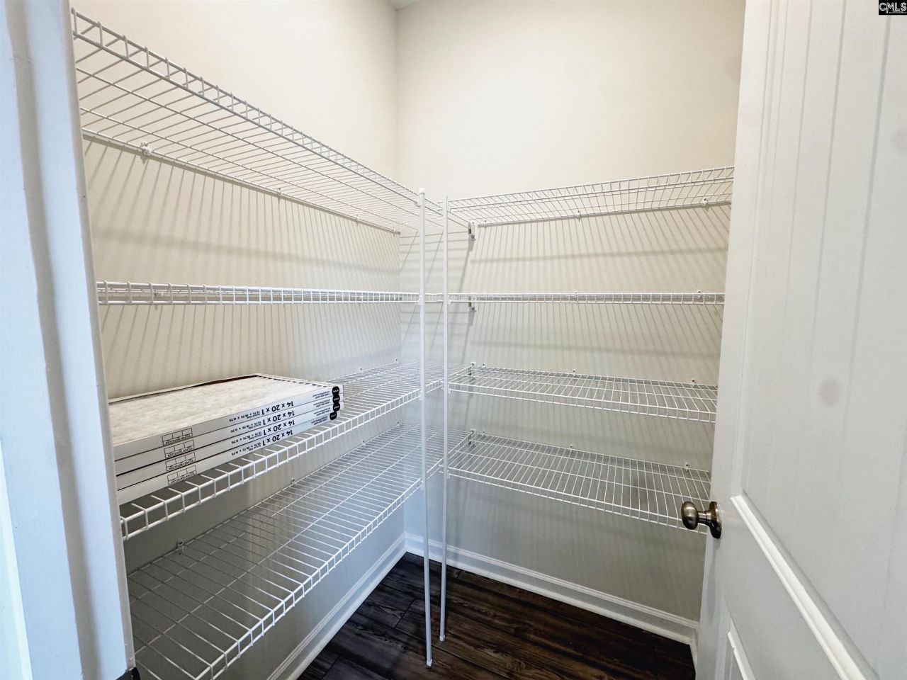 1530 Garrett Court  Photo 11