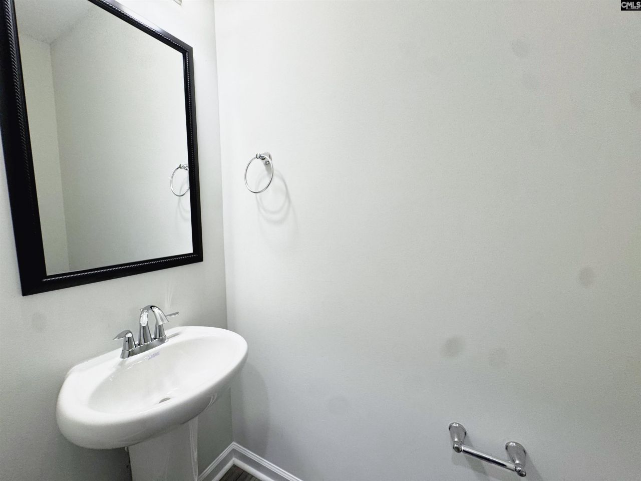 1530 Garrett Court  Photo 12