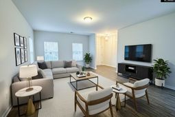 1530 Garrett Court  photo 4