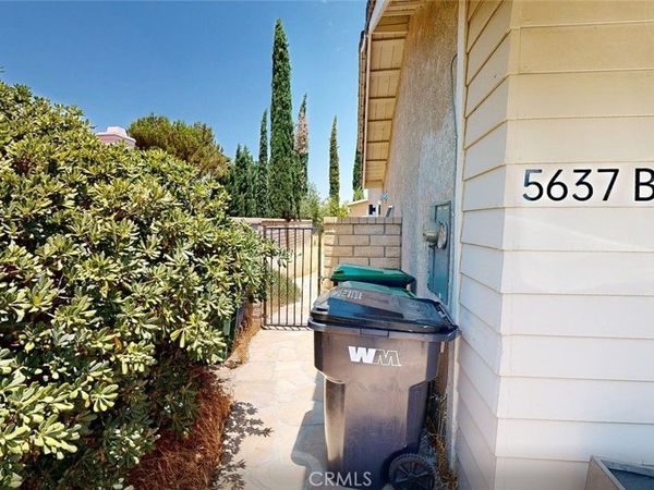 5637 Redwood, Unit B, Palmdale, CA 93551