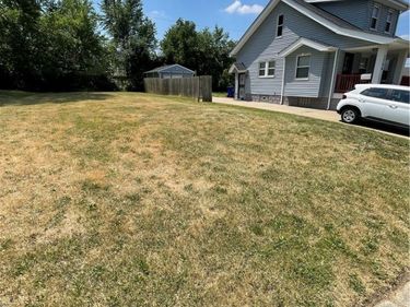 7710 Connecticut Avenue, Cleveland, OH 44105