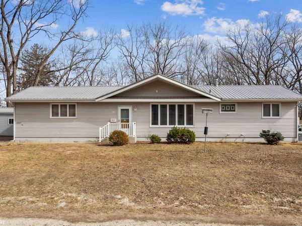 1924 Grube Street, Burlington, IA 52601