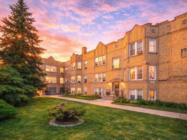 2419 N Oak Park Avenue , Unit 2C, Chicago, IL 60707