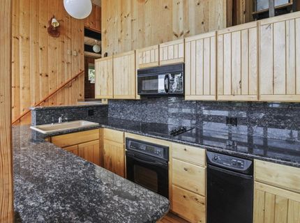 9042 Woodland Drive, Tahoma, CA 96141 Photo