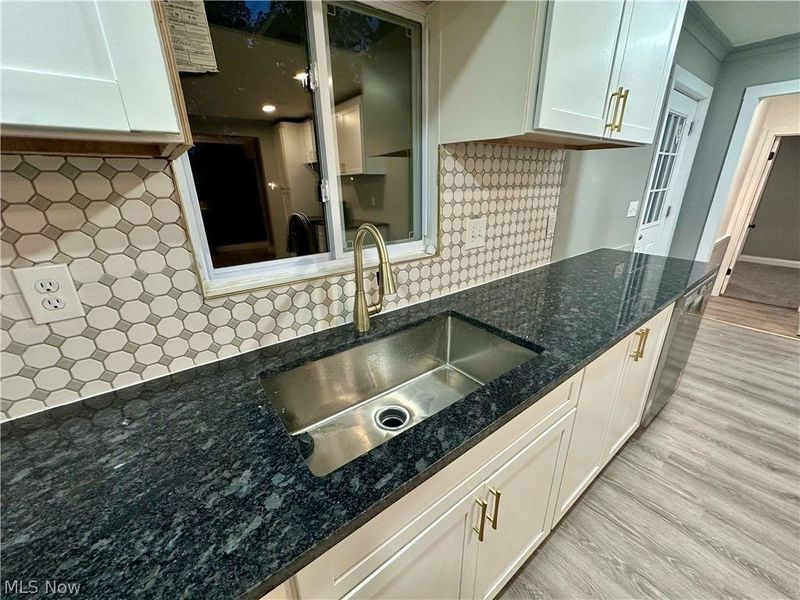 5636 Hopkins Road, Mentor, OH 44060 Photo 14