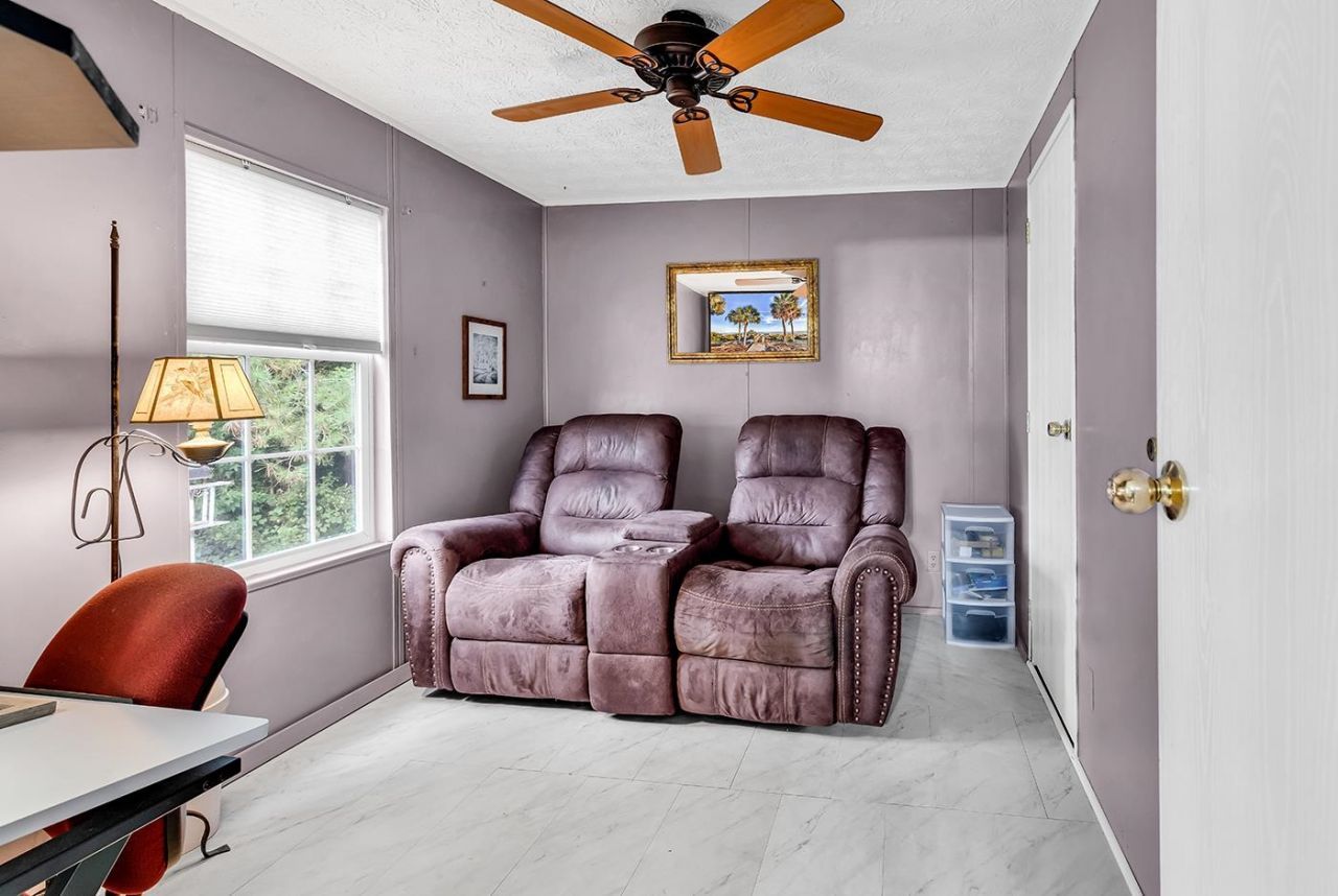 738 Oliver Dr.  Photo 18