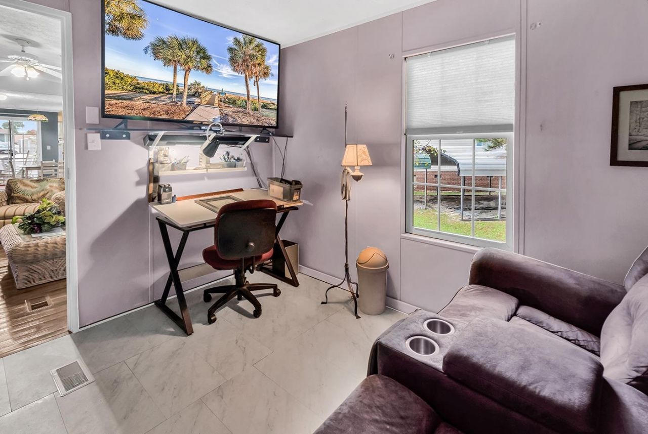 738 Oliver Dr.  Photo 19