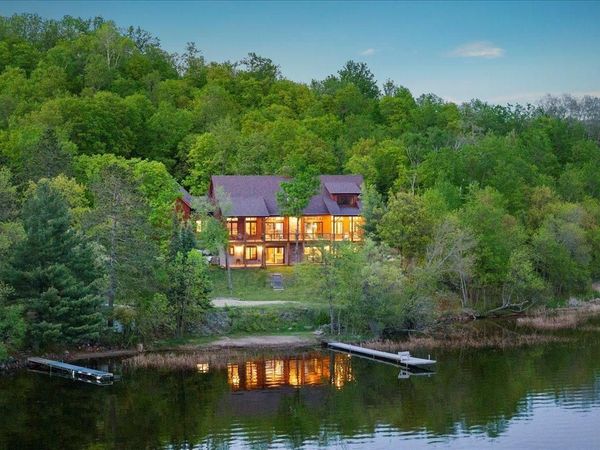 66653 County Road 533 , Effie, MN 56639