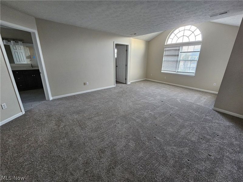 687 Brookside Lane, Northfield Center, OH 44067 Photo 11