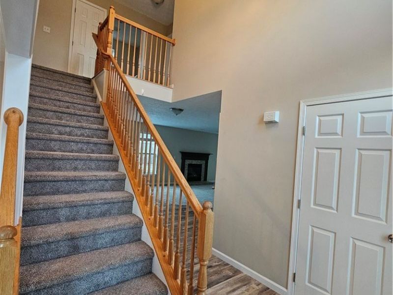 687 Brookside Lane, Northfield Center, OH 44067 Photo 2