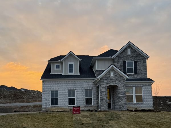 147 Windtree Club Drive , Mount Juliet, TN 37122