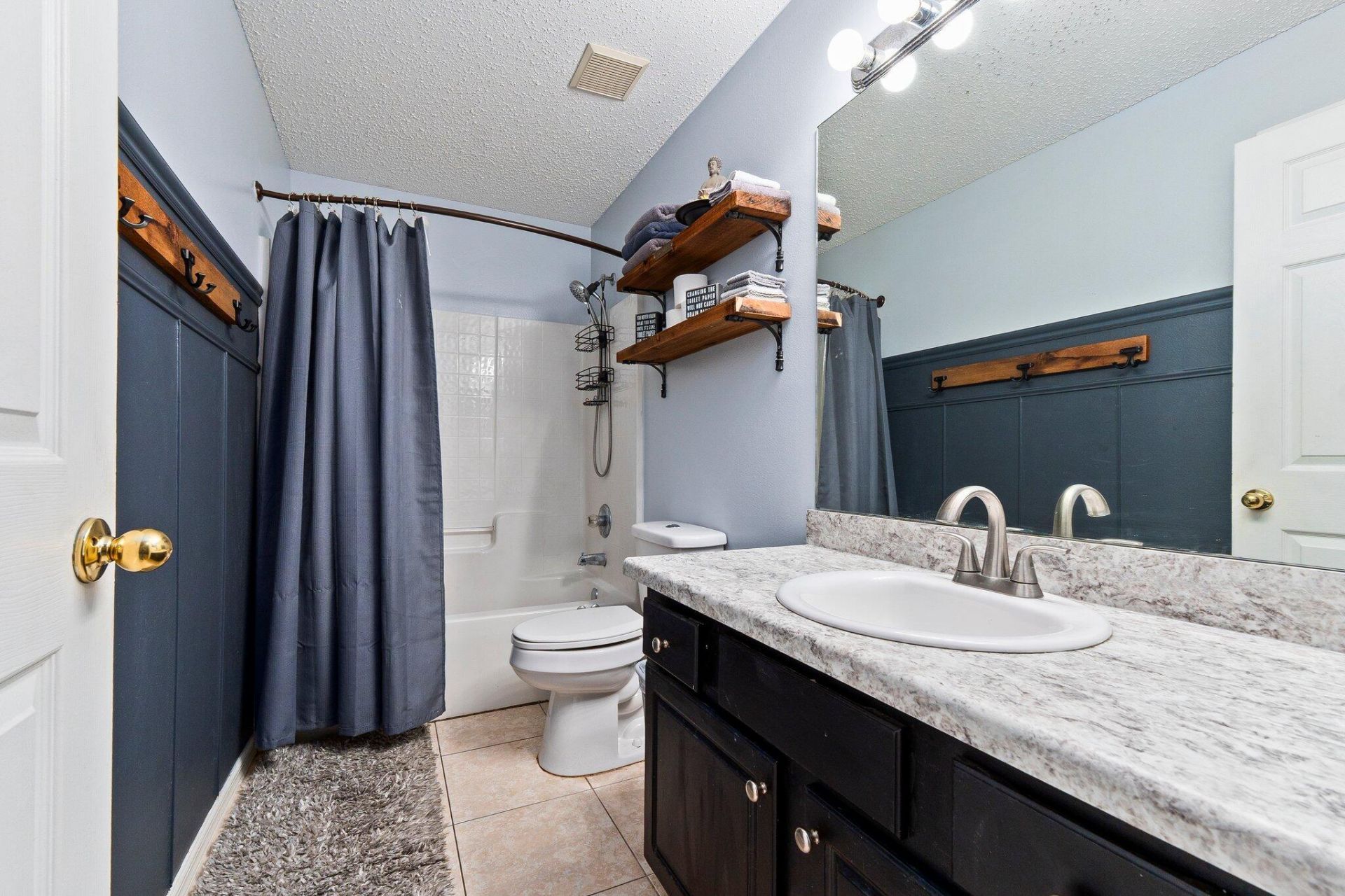 6610 NW Omega Road, Port Saint Lucie, FL 34983 Photo