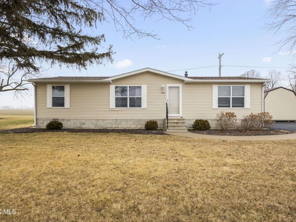 1830 Co Rd 213, Fremont, OH 43420