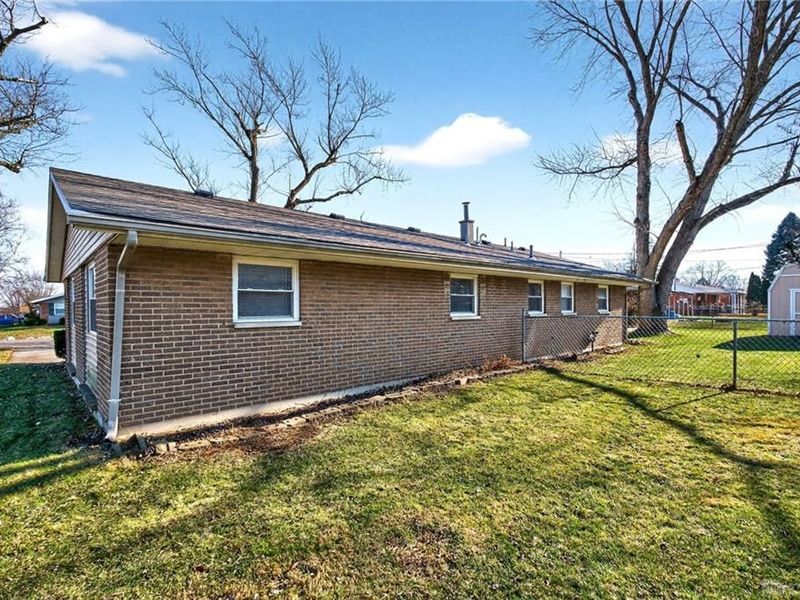 645 Skyles Road, Englewood, OH 45322 Photo 27