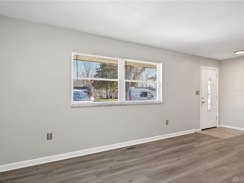 645 Skyles Road, Englewood, OH 45322 Photo 6