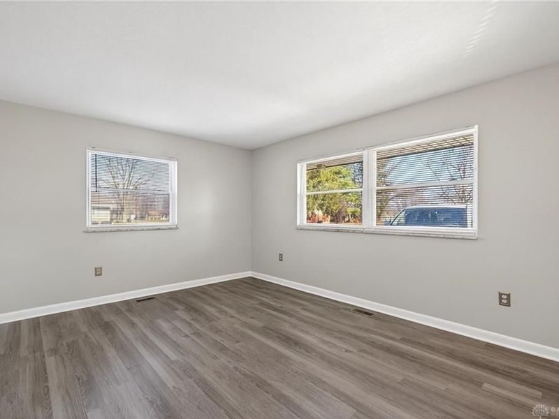 645 Skyles Road, Englewood, OH 45322 Photo 8