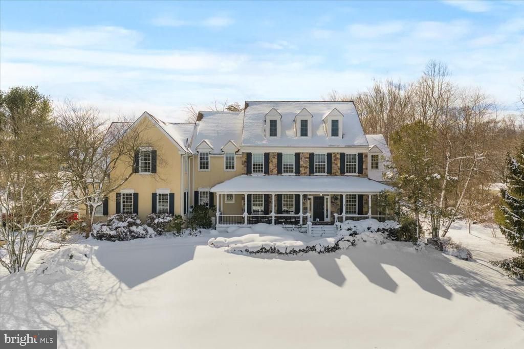 1568 SACKETTSFORD ROAD, IVYLAND, PA 18974