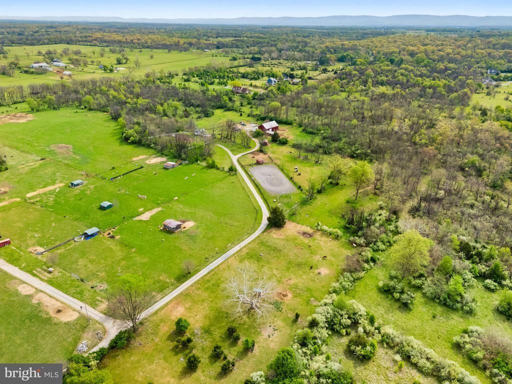 420 RUSSELL ROAD, BERRYVILLE, VA 22611