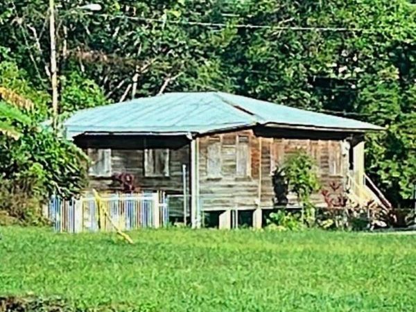 Solar#10 BO. SALTO ARRIBA, Utuado, PR 00641