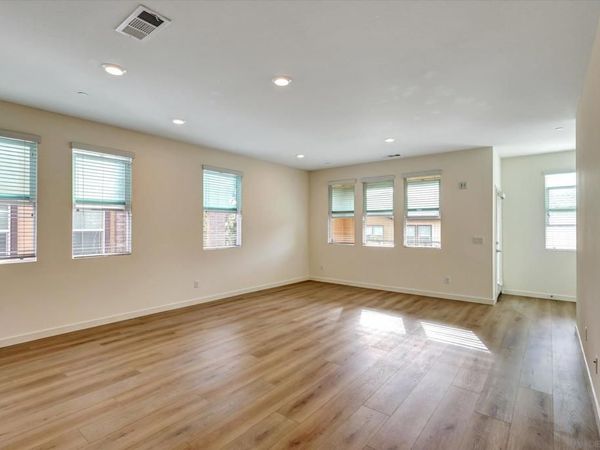 311 Mission Terrace Ave, San Marcos, CA 92069