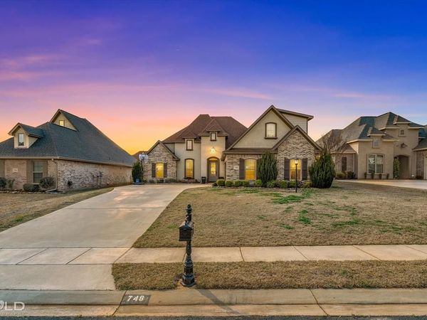 748 Fir Wood Lane, Haughton, LA 71037