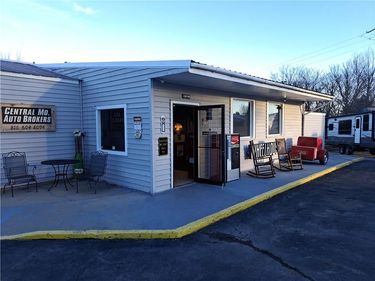 23621 S State Route 291 Highway, Harrisonville, MO 64701