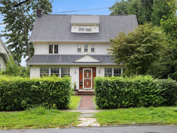 237 Coligni Avenue, New Rochelle, NY 10801