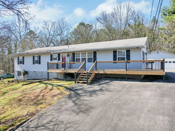 2036 Broomfield Road SE, Cleveland, TN 37323