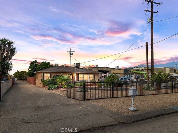 10180 Redwood, Fontana, CA 92335