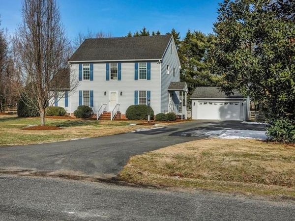 139 Wakefield Street, MONTROSS, VA 22520