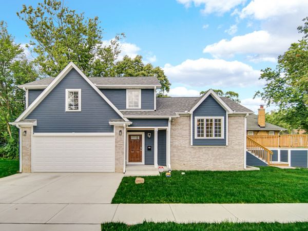 18462 Dixie Highway , Homewood, IL 60430