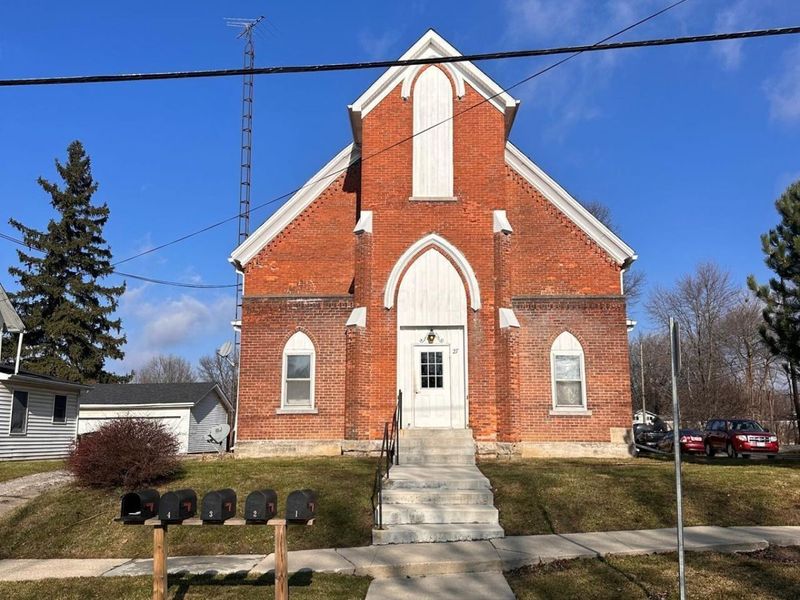 27 E New Haven Street, Bloomville, OH 44818 Photo 1