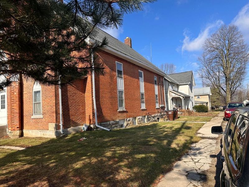 27 E New Haven Street, Bloomville, OH 44818 Photo 2