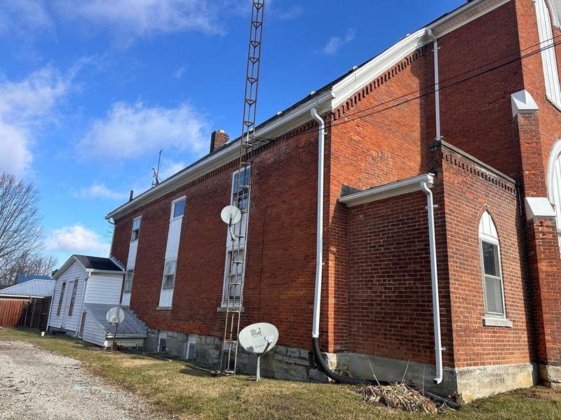 27 E New Haven Street, Bloomville, OH 44818 Photo 3