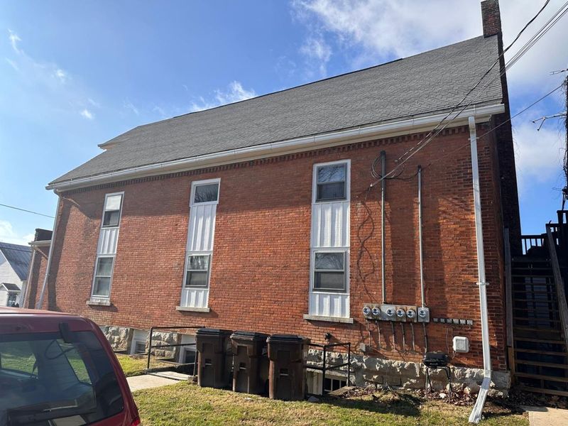 27 E New Haven Street, Bloomville, OH 44818 Photo 4