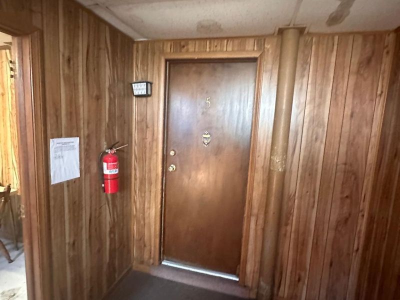 27 E New Haven Street, Bloomville, OH 44818 Photo 9