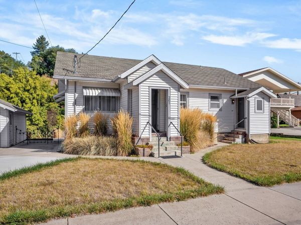 201 E Cooper St, Colfax, WA 99111