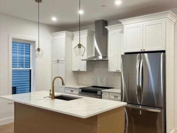 10 Rockland St., Unit 2, Boston, MA 02119