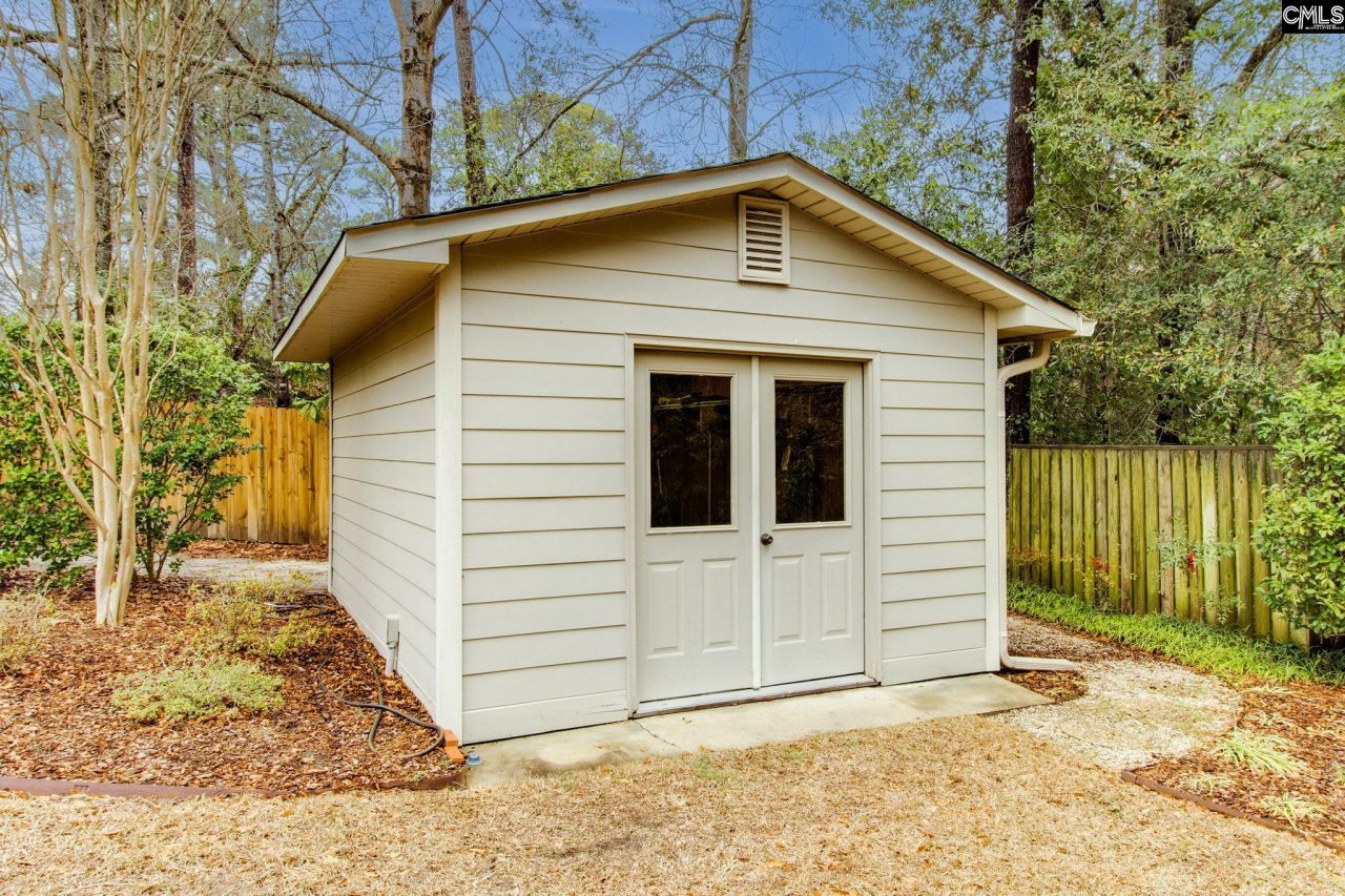 1904 Wood Lane Photo 19