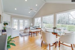 1904 Wood Lane photo 4