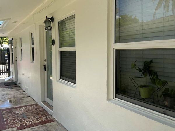 1325 NE 5th Terrace, Unit 2, Fort Lauderdale, FL 33304