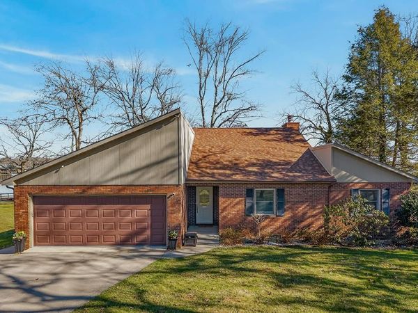 2115 Ona Rd, Crossville, TN 38572