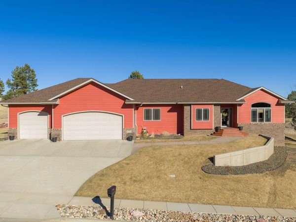 6510 PRESTWICK RD, Rapid City, SD 57702