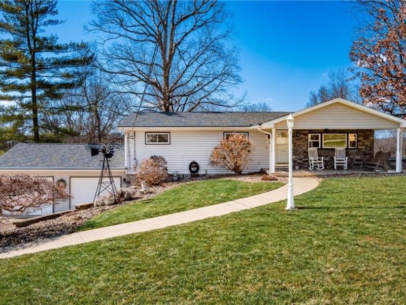 3965 Dorothy Drive, Zanesville, OH 43701 Photo 2